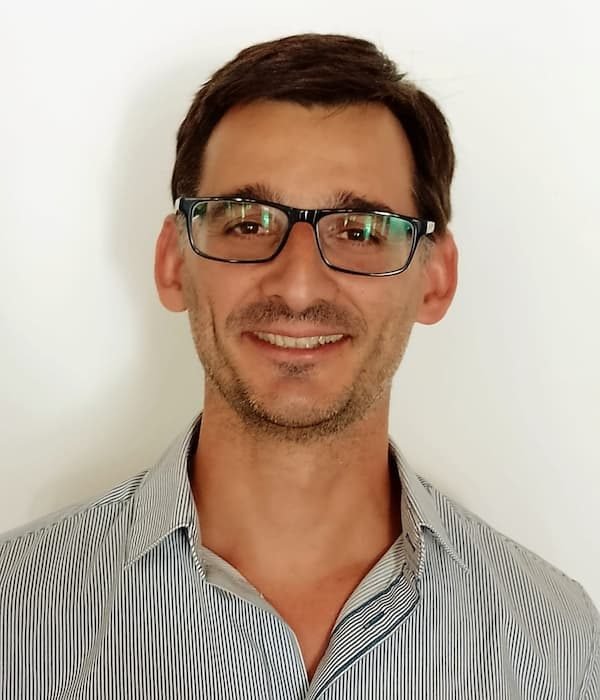 Lic. Tomás Urrets Zavalía - Psicólogo